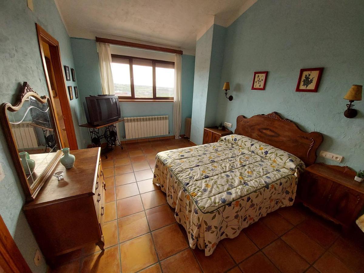 Casa Rural El Callejo Hinojosa de Duero Luaran gambar